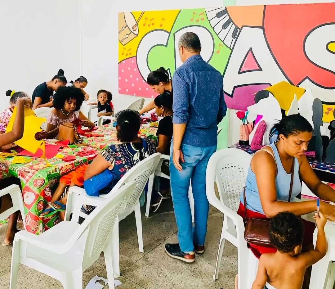 Camacã: Secretaria de Assistência Social realiza Feira Natalina

